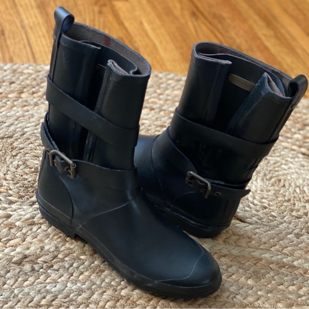 ✨ Authentic Burberry Rain Boots ✨